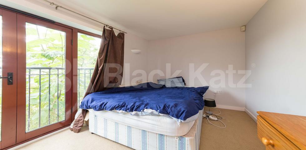 			New Instruction , 2 Bedroom, 1 bath, 1 reception Flat			 Aran Mews, Barnsbury Grove, ISLINGTON-BARNSBURY